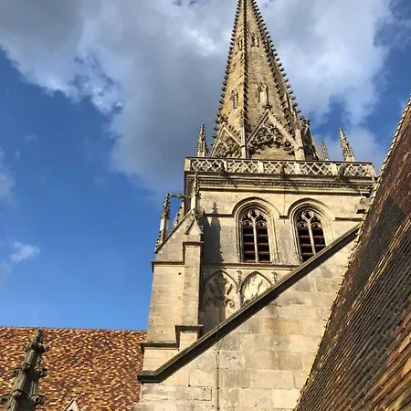 Le Chapitre - Agreable Maison De Ville Autun Exterior photo